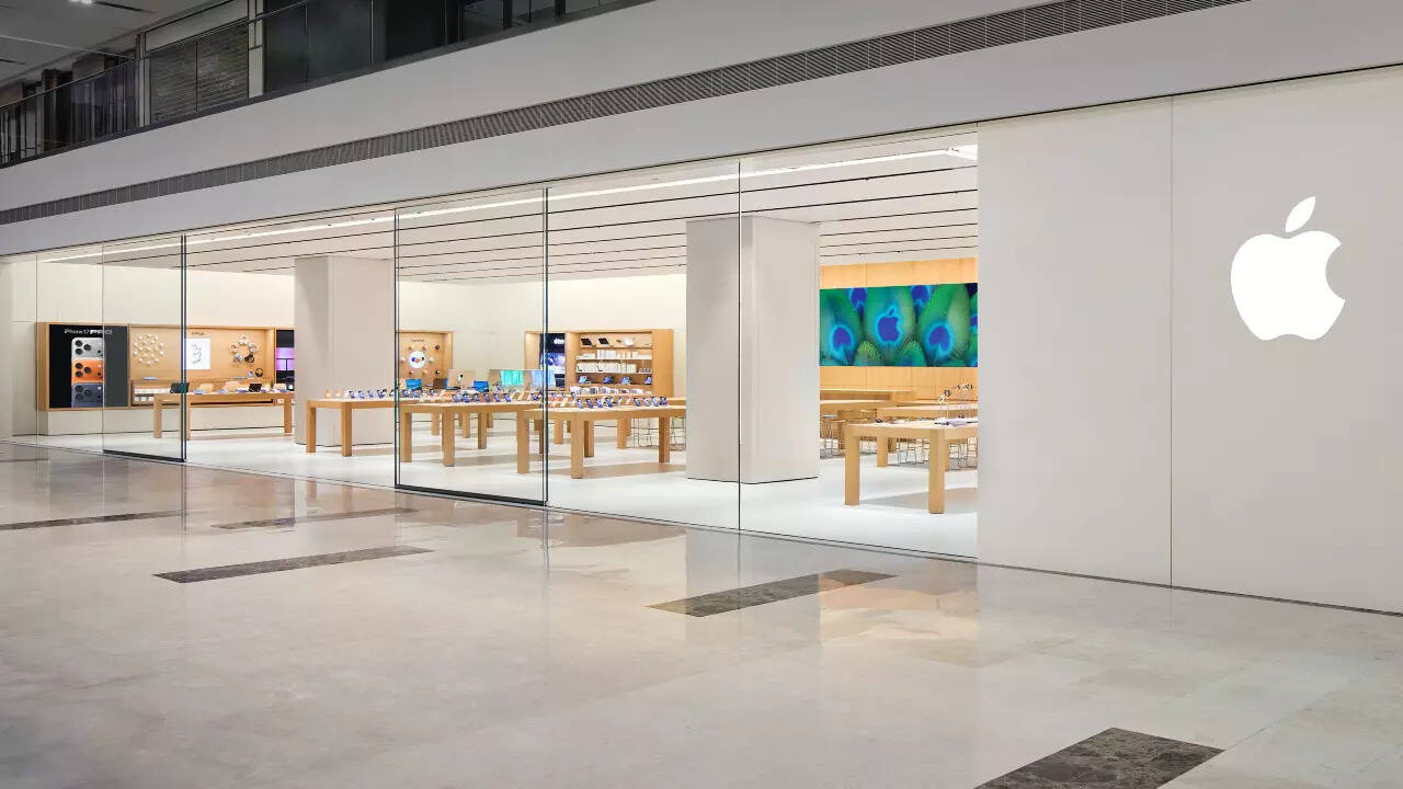 Apple to open new store in Noida tomorrow, previews first look